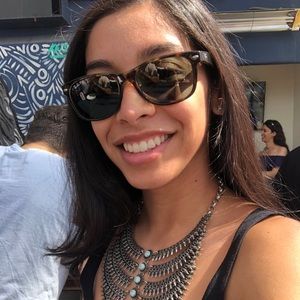 Meet your Posher, Anneth